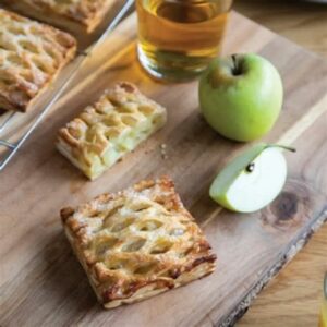 APPLE LATTICE SQUARE